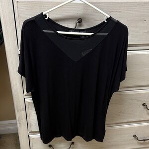 Women’s black top
